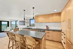 Grand Ave #14 - B - Image 4