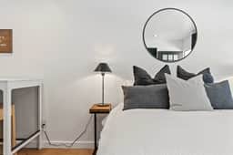 #5 Manresa studio up - Image 2